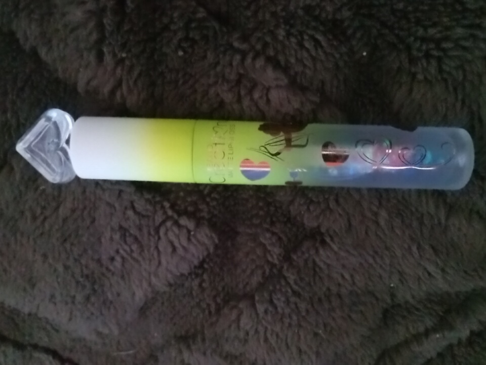 BRILLO LABIAL TAPA CORAZON CREATIONS