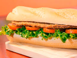 SANDWICH DE MILANESA DE CARNE